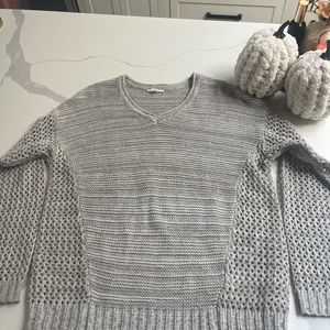 Mysteree L beige acrylic sweater, pre loved